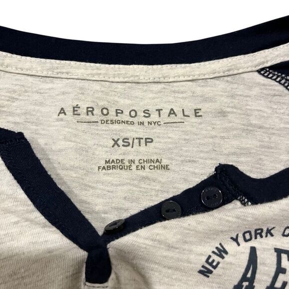 Aeropostale 3/4 Length Sleeve Navy Gray Raglan Henley Women’s XS - Picture 3 of 4